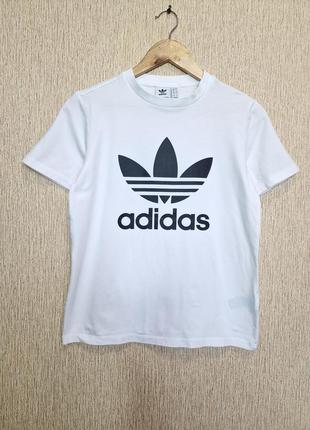 Качественная футболка adidas, оригинал4 фото