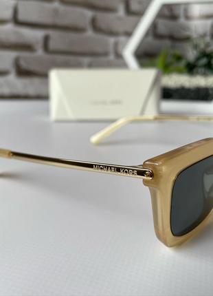 Стильні окуляри від michael kors3 фото