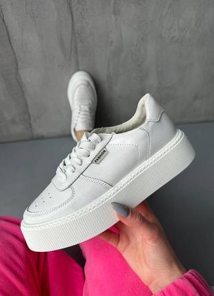 Кроссовки натуральная кожа белые