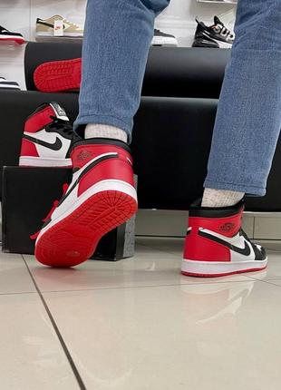 Мужские высокие кожаные кроссовки nike air jordan 1 red / white#найк7 фото