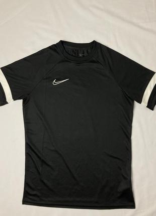 Футболка nike