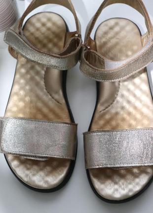 Кожаные сандалии босоножки 22.5 см по стельке2 фото