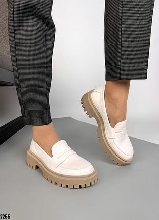 Туфли, лоферы, броги, оксфорды