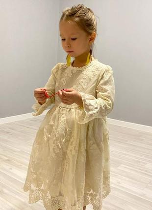 Красивое детское кружевное праздничное молочное платье для девушек на 6 7 8 лет 122 128 134 на праздник2 фото