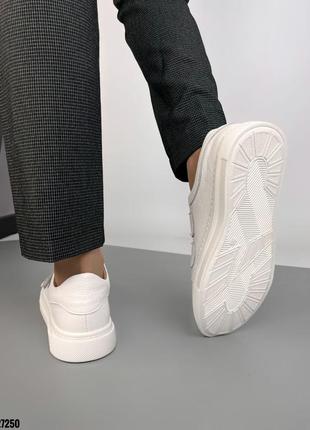 Кроссовки на липучках7 фото