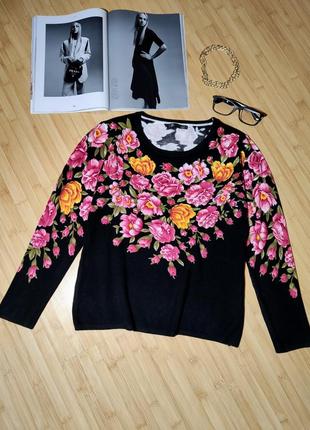 Julialilia приголомшливий чорний светр із красивими квітами, спереду розшитий бісером.