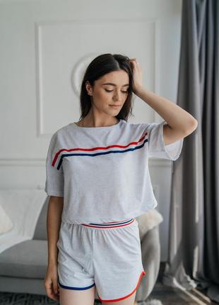 Пижама женская, комплект для дома и сна шорты и футболка2 фото