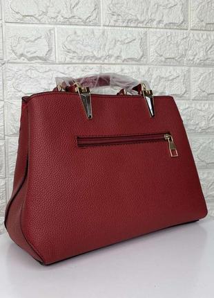 Модная женская сумочка с брелком. женская сумка с плечевым ремнем для женщин красная4 фото