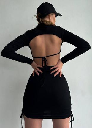 Костюм женский черный однотонный топ на длинный рукав с воротником на завязках юбка...