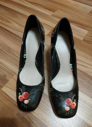 Супер стильные туфли  zara