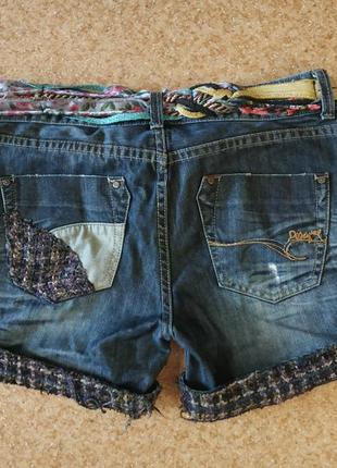 Женские джинсовые шорты с твидовой отделкой3 фото