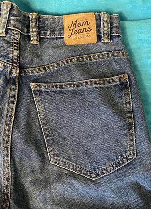 Джинсы mom от pull &amp; bear
