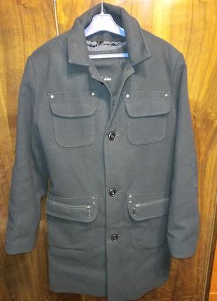 Пальто мужское с подстежкой с капюшоном