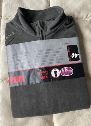 Чоловіча фліска для спорту.