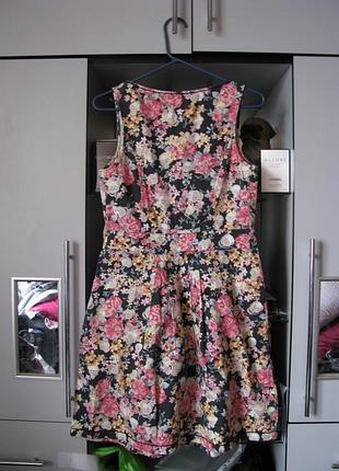 Платье love moschino 2