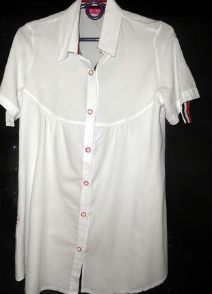 Белая рубашка с короткими рукавами1 фото