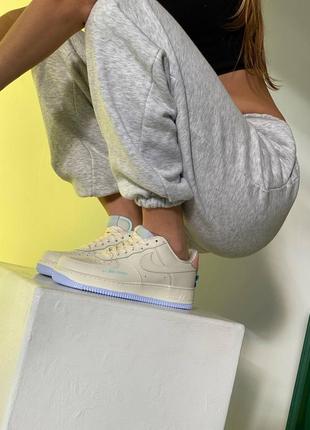 Жіночі кросівки nike air force 1 low utility cream3 фото