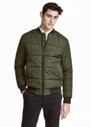 Качественная утепленная куртка-бомбер h&amp;m quilted khaki bomber jacket1 фото