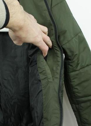 Качественная утепленная куртка-бомбер h&amp;m quilted khaki bomber jacket8 фото