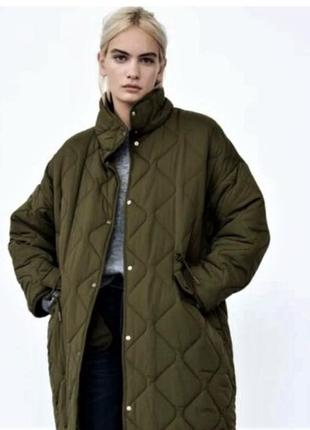 Стеганое пальто куртка хаки zara