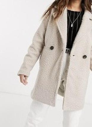 Шубка тедди bershka