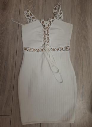 Бандажное платье