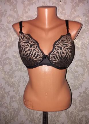 Фирменный бронзовый бюст 36d/95d