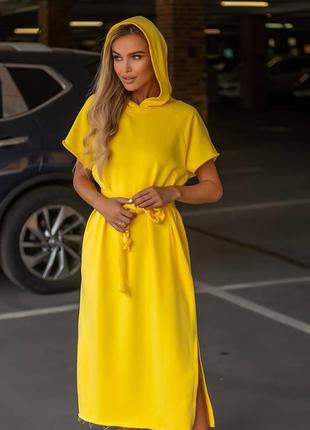 Сукня жовта  однотонна міді з капішоном оверсайз з кишенями  з розрізами знизу з поясом якісна стильна5 фото