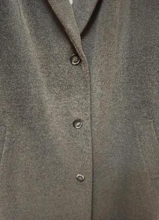 Шикарное шерстяное итальянское пальто5 фото