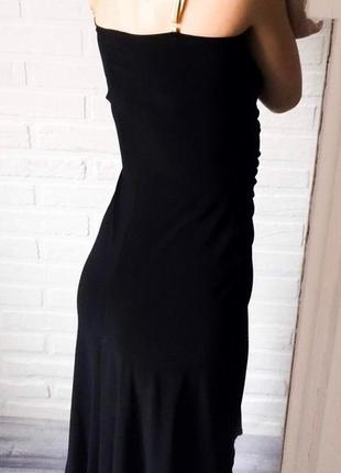 Чёрное нарядное платье миди с золотом3 фото
