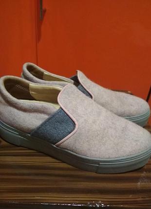 Стильні лапті