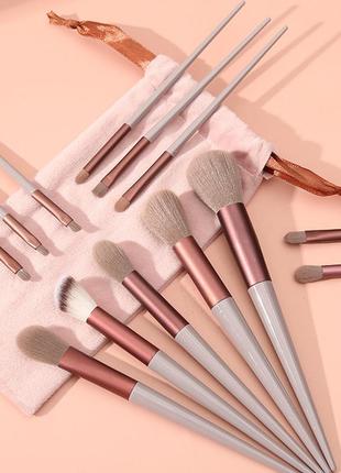 Набор кистей для макияжа