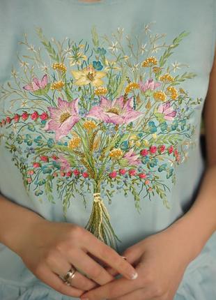 Літній сарафан з ручною вишивкою «букет з польових квітів»