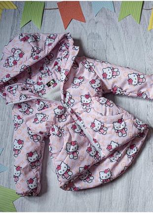 Весняна приталена дитяча куртка для дівчинки на флісі з капюшоном3 фото