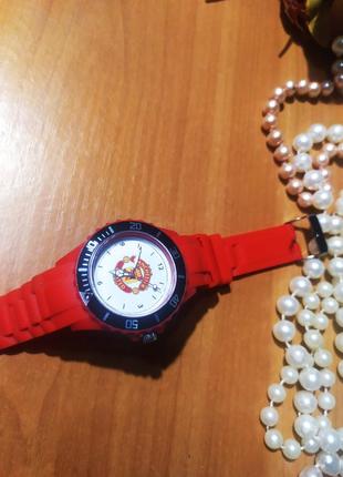 Мегаклассные стильные, красный наручные часы для мальчика manchester united новые2 фото