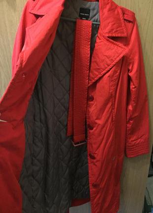 Стильний плащ на синтепоні