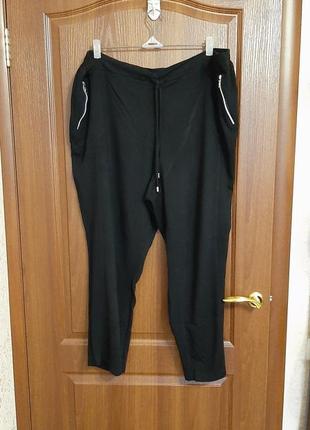 Летние штанишки размера 60-64.