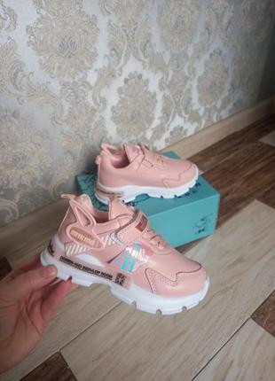 Кросівки для дівчаток 4