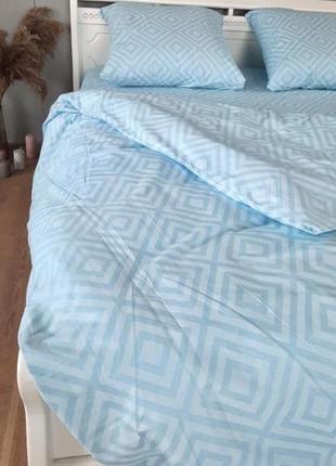 Однотонное постельное белье голубого цвета в ромбы1 фото