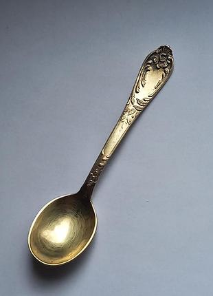 Ложка мельхиор в позолоте состояние новой