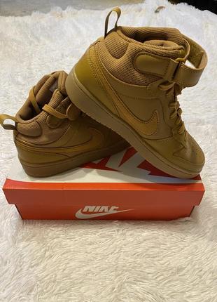 Новые кроссовки nike court borough mid 2 оригинал5 фото