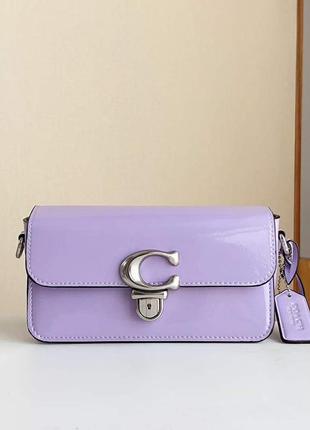 Продам сумку coach glovetanned studio baguette