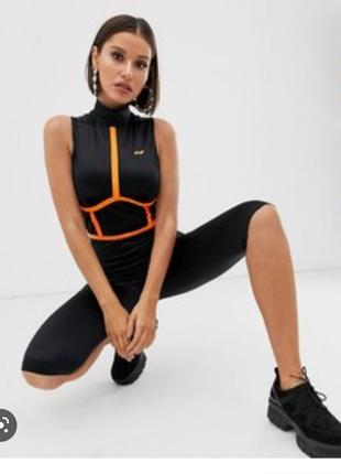 Облегающий комбинезон с контрастной окантовкой