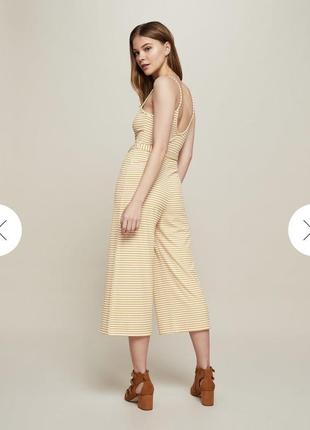 Літній білий комбінезон с колотаміна бретельках в жовту смужку miss selfridge2 фото