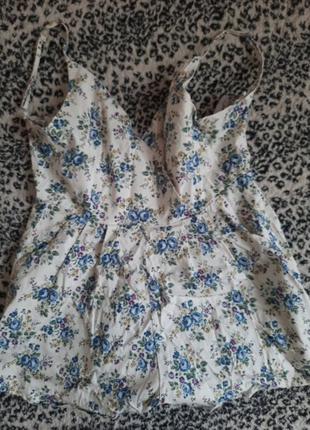 Женский комбинезон-шорты