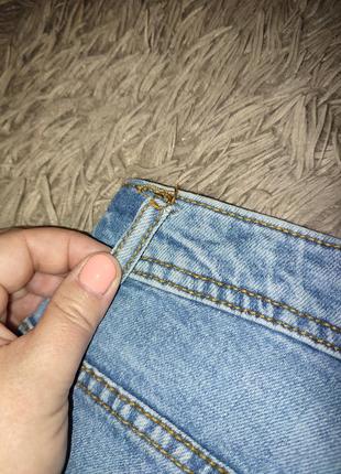 Стильные джинсы bershka на пышные формы.6 фото