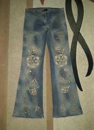 Джинсы
