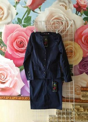 Шкільний костюм для дівчаток на зростання 146,152,158