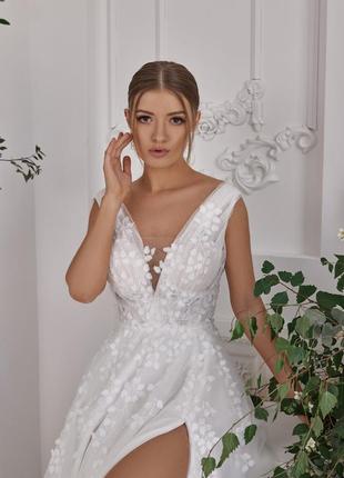 Свадебное платье  2023