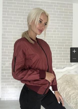 Ветровка женская